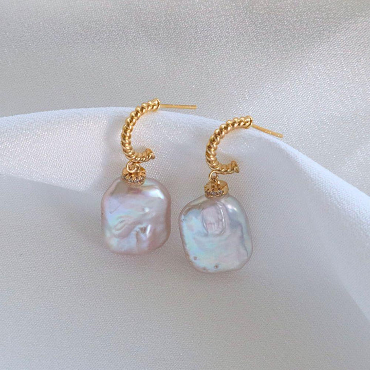 Pearlpals Square baroque pearls earrings in gold plated modern design