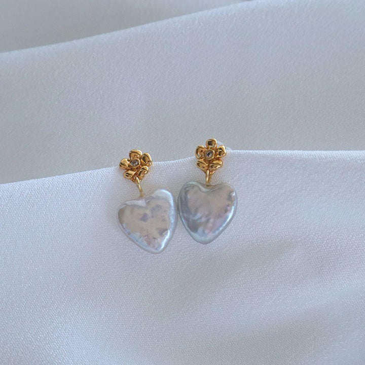 Flower, zircon and heart baroque pearls earrings in gold plated