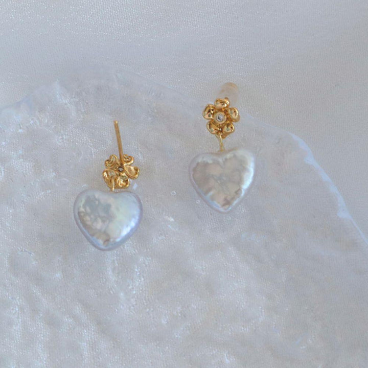 Flower, zircon and heart baroque pearls earrings in gold plated