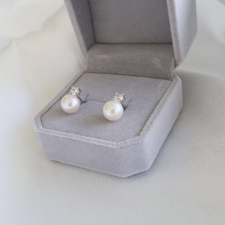 Pearlpals 7mm freshwater pearl stud earrings in sterling silver with diamond