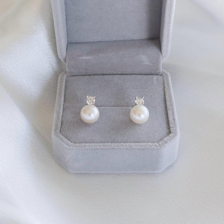 Pearlpals 7mm freshwater pearl stud earrings in sterling silver with diamond