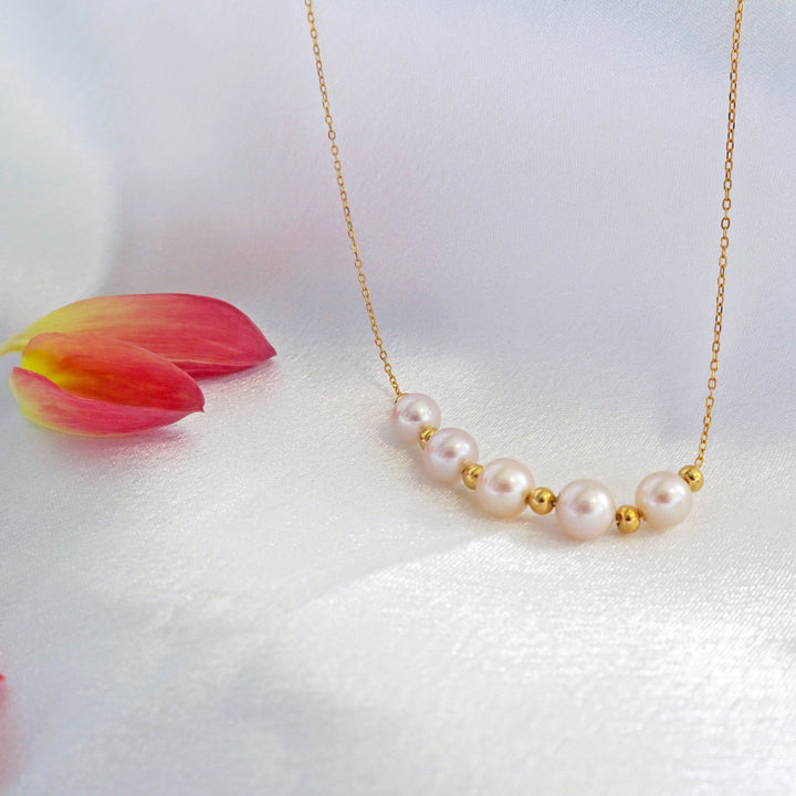SMILEY pearl necklace- 6mm natural pearl-gold plated on silver-beads