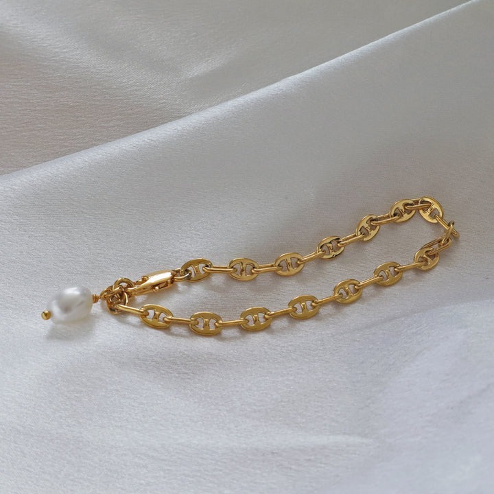 Pearlpals Athena Freshwater Baroque Pearls Bracelet in Gold Plated