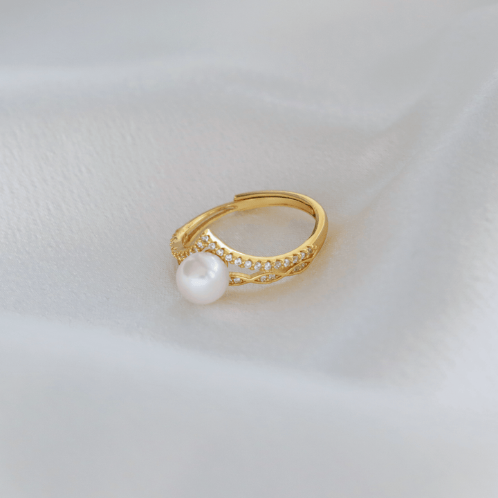 Pearlpal Crown 6mm Aaa Freshwater Pearl Ring With Zircon