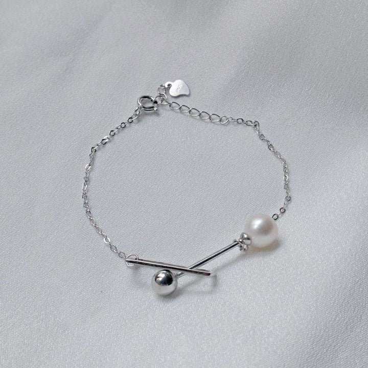 Pearlpals Scepter - 7mm freshwater Pearl Bracelet In Sterling Silver in a special design