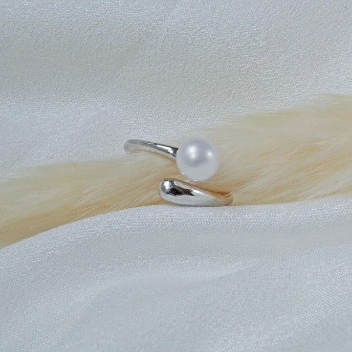 Pearlpals Chloe Sterling Silver Pearl Ring with 7mm AAA Freshwater Pearl