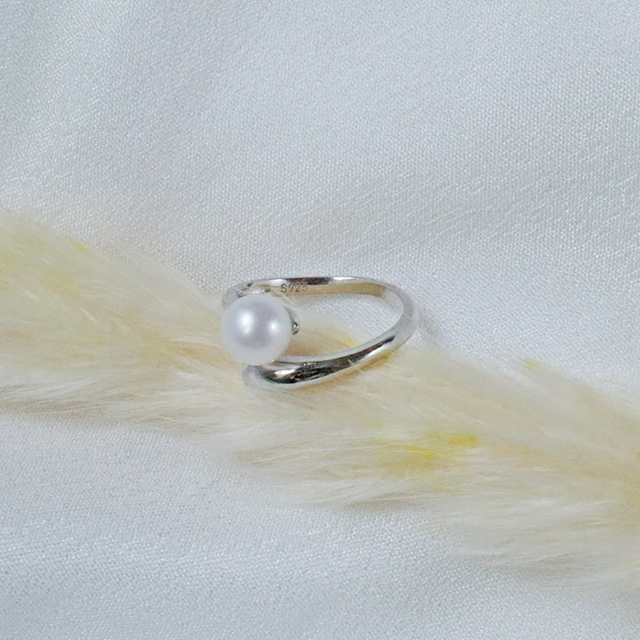 Pearlpals Chloe Sterling Silver Pearl Ring with 7mm AAA Freshwater Pearl