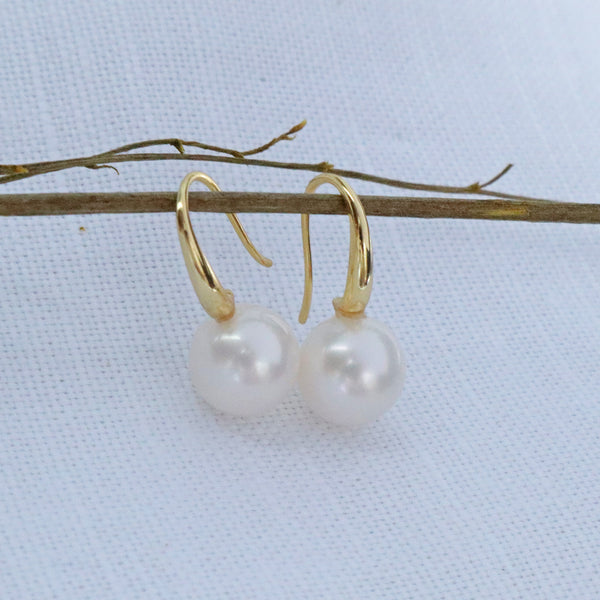 Pearlpals 8.5mm freshwater pearl earrings in gold vermeil and classic design