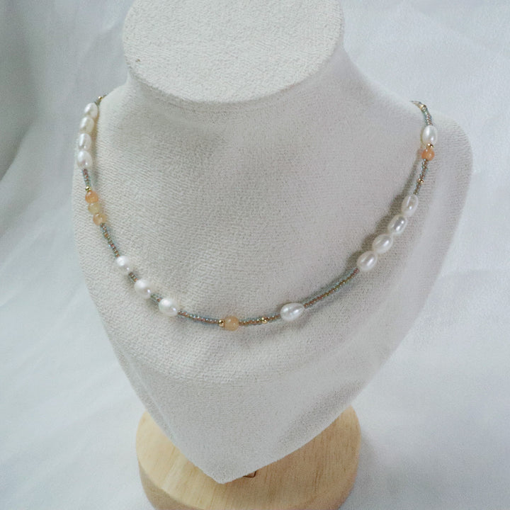 Gold-plated necklace with natural pearls and colorful beads